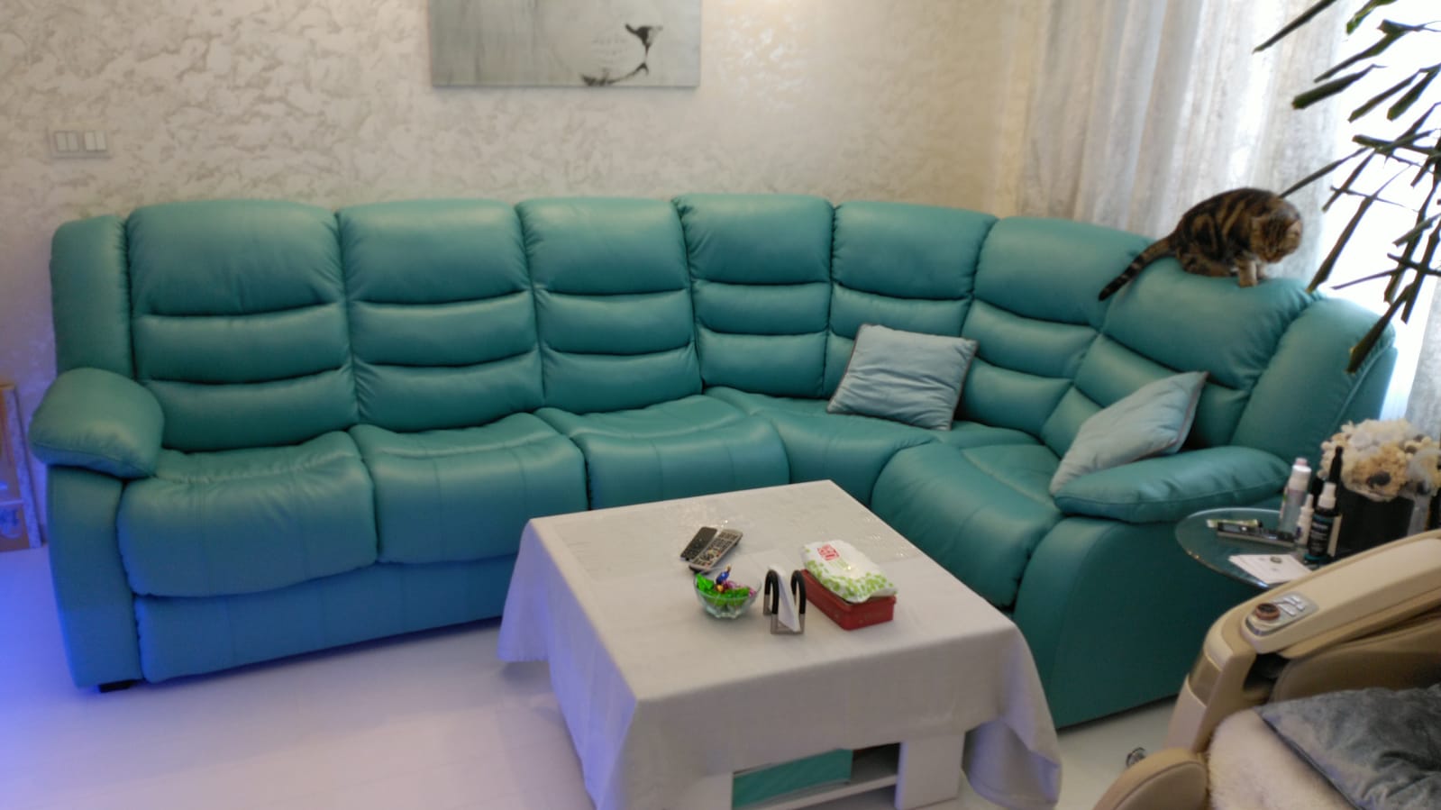 Перетяжка дивана на дому. Старая Ладога